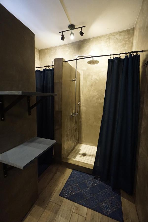 Bed in 8-Bed Mixed Dormitory Room